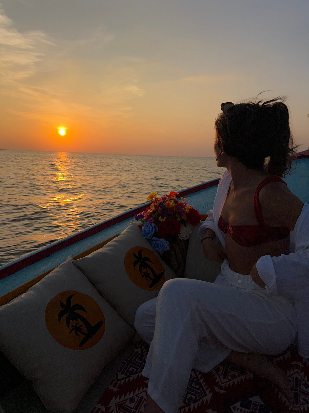Sunrise Private Longtail Tour From Phi Phi | 6 Hours with Brunch, Private Guide & Pillow Set